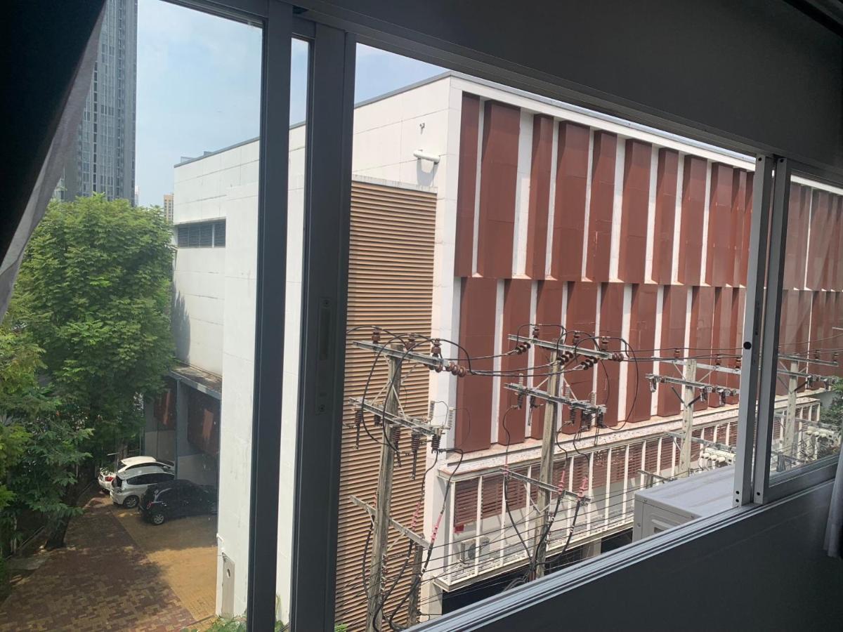 Thonglor Suites Hotel Μπανγκόκ Εξωτερικό φωτογραφία